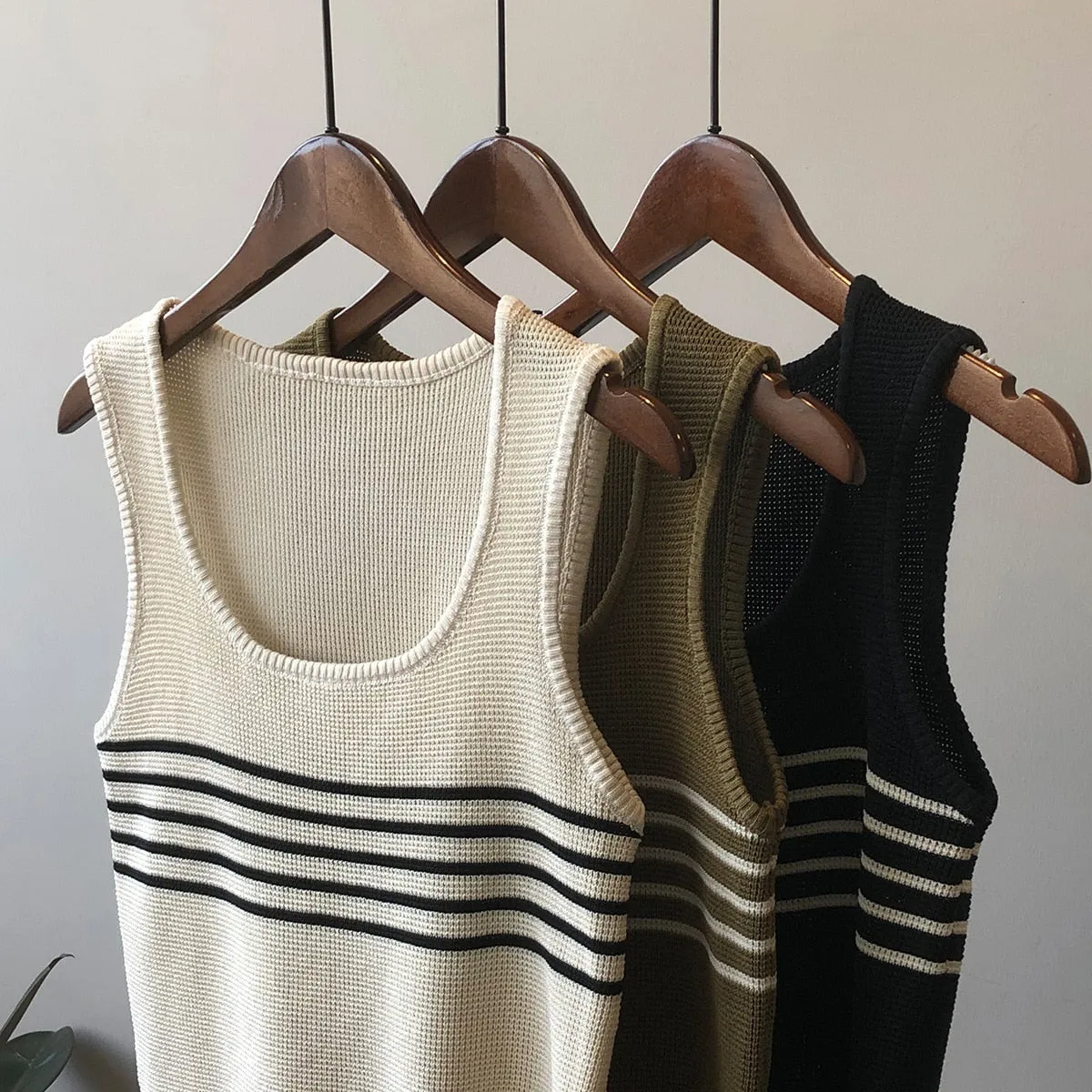 [Korean Style] 3 Color Round Neck Knit Cami Tank Top