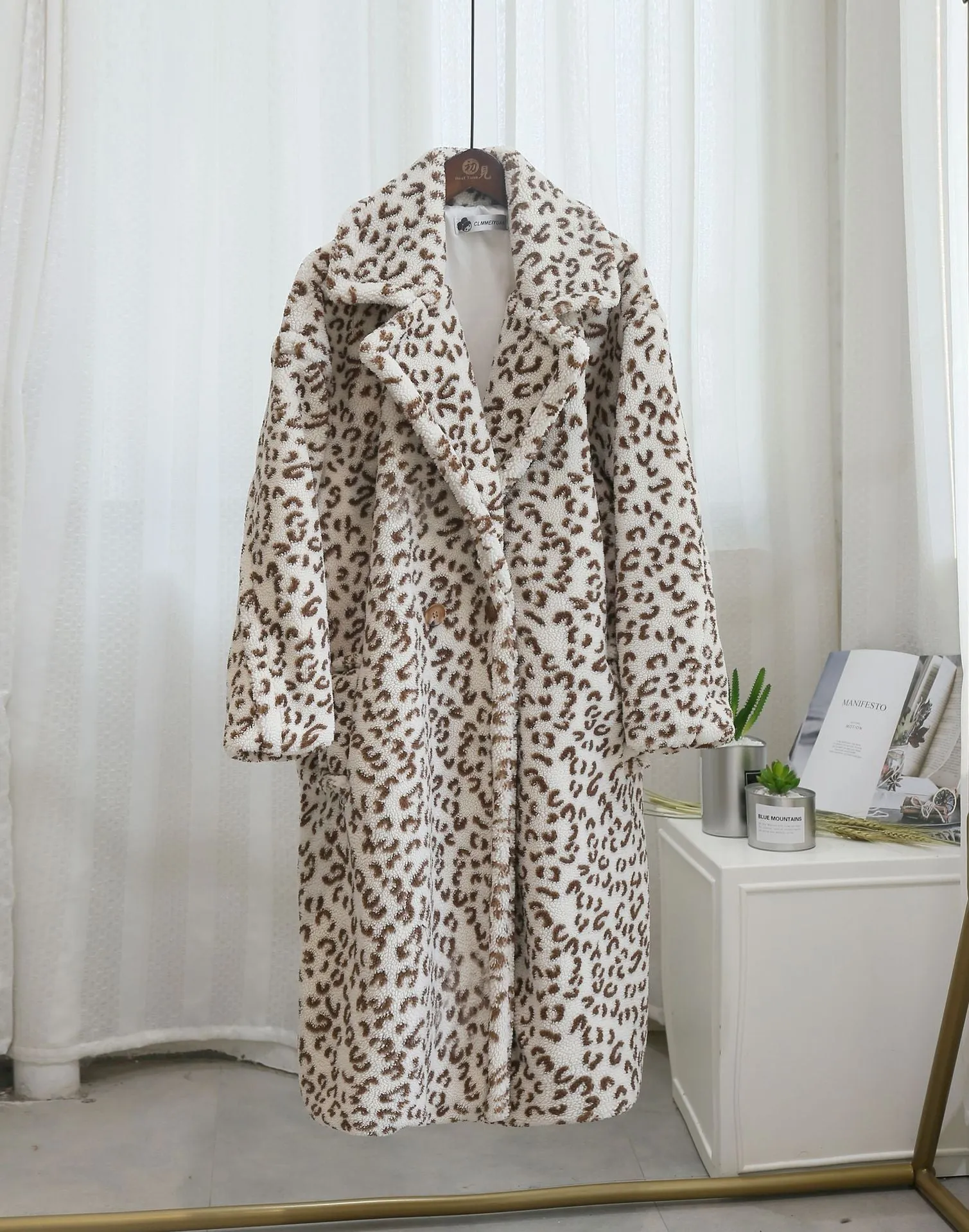 Pre Order:  Leopard Print Faux Fur Thick Coat