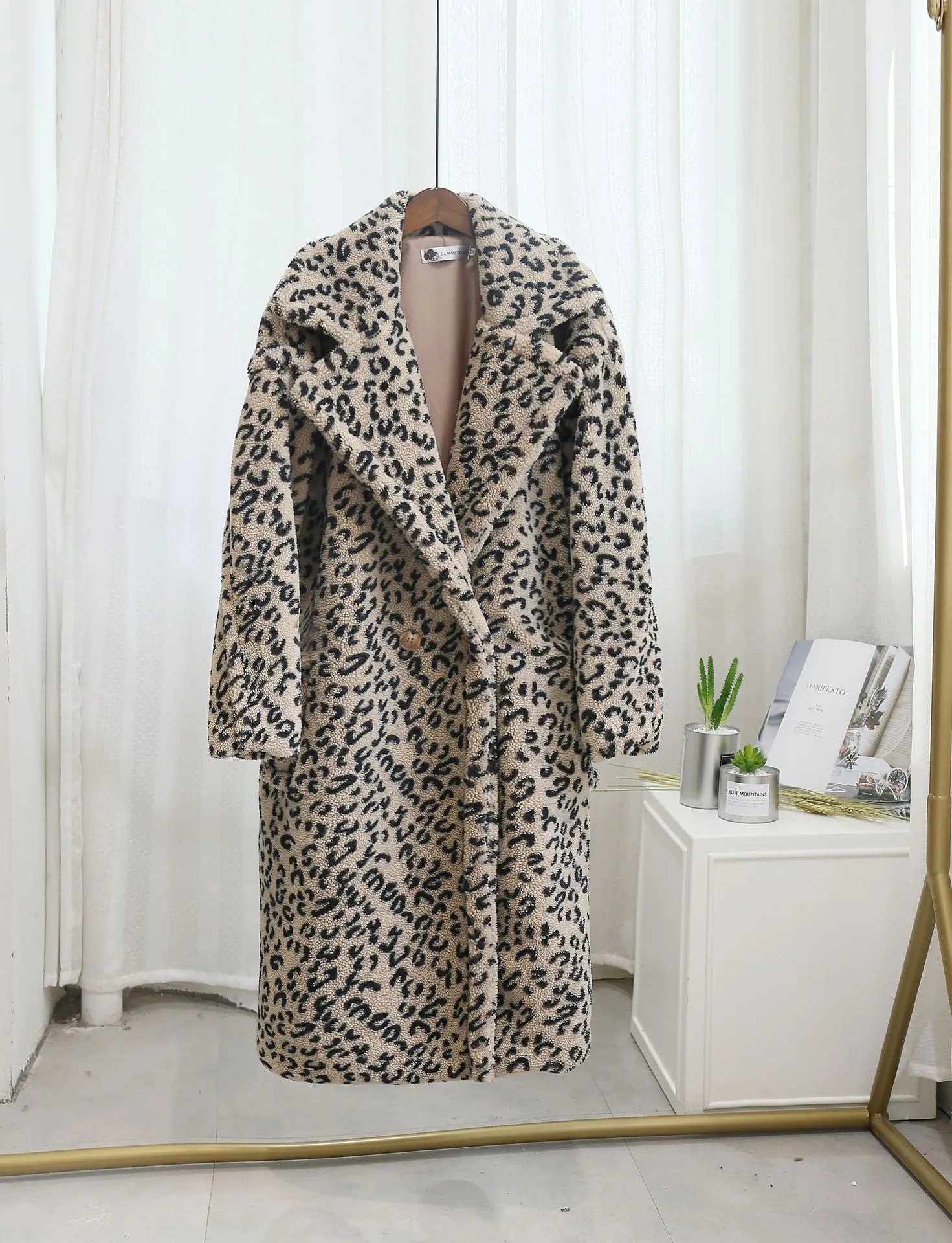 Pre Order:  Leopard Print Faux Fur Thick Coat