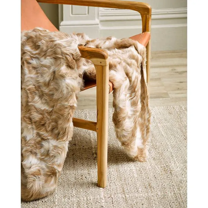 Vintage Squirrel Fawn Throw (Faux Fur)